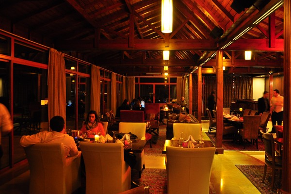 Saturday Night At Starlight Lounge